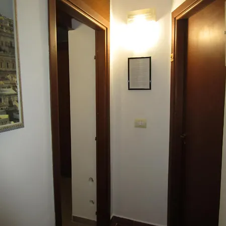 Bed & Breakfast Zurigo Val Di 3*