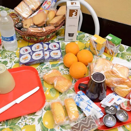 Zurigo Val Di Bed & Breakfast Noto